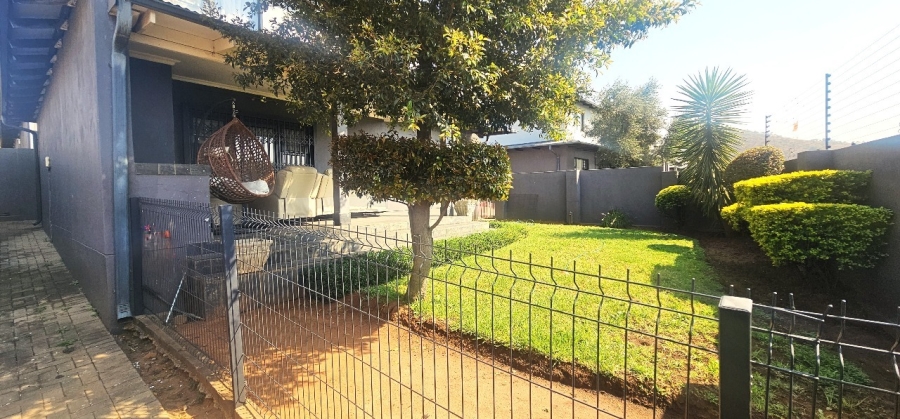 To Let 3 Bedroom Property for Rent in Cashan North West